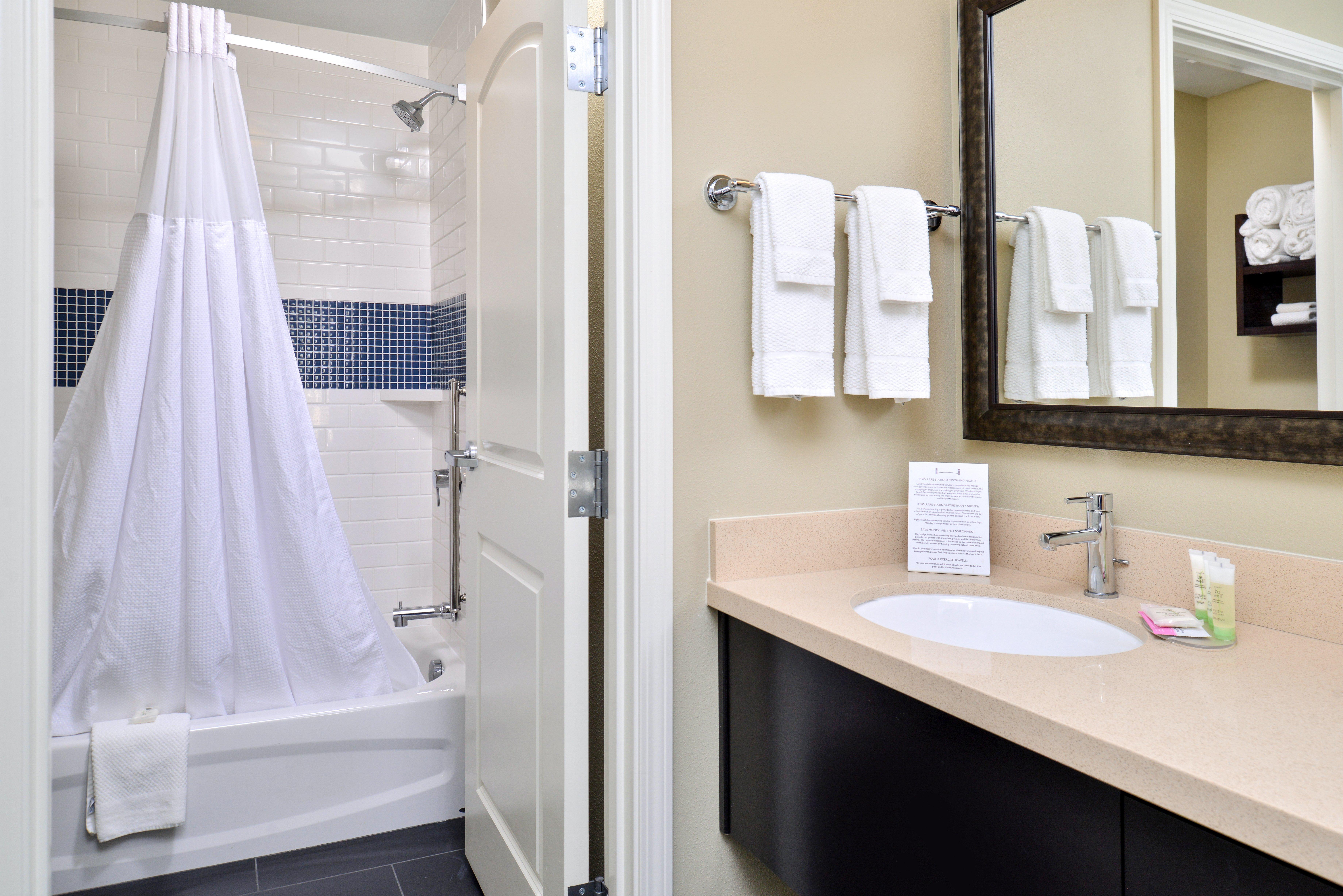 Staybridge Suites Rochester By Ihg Buitenkant foto