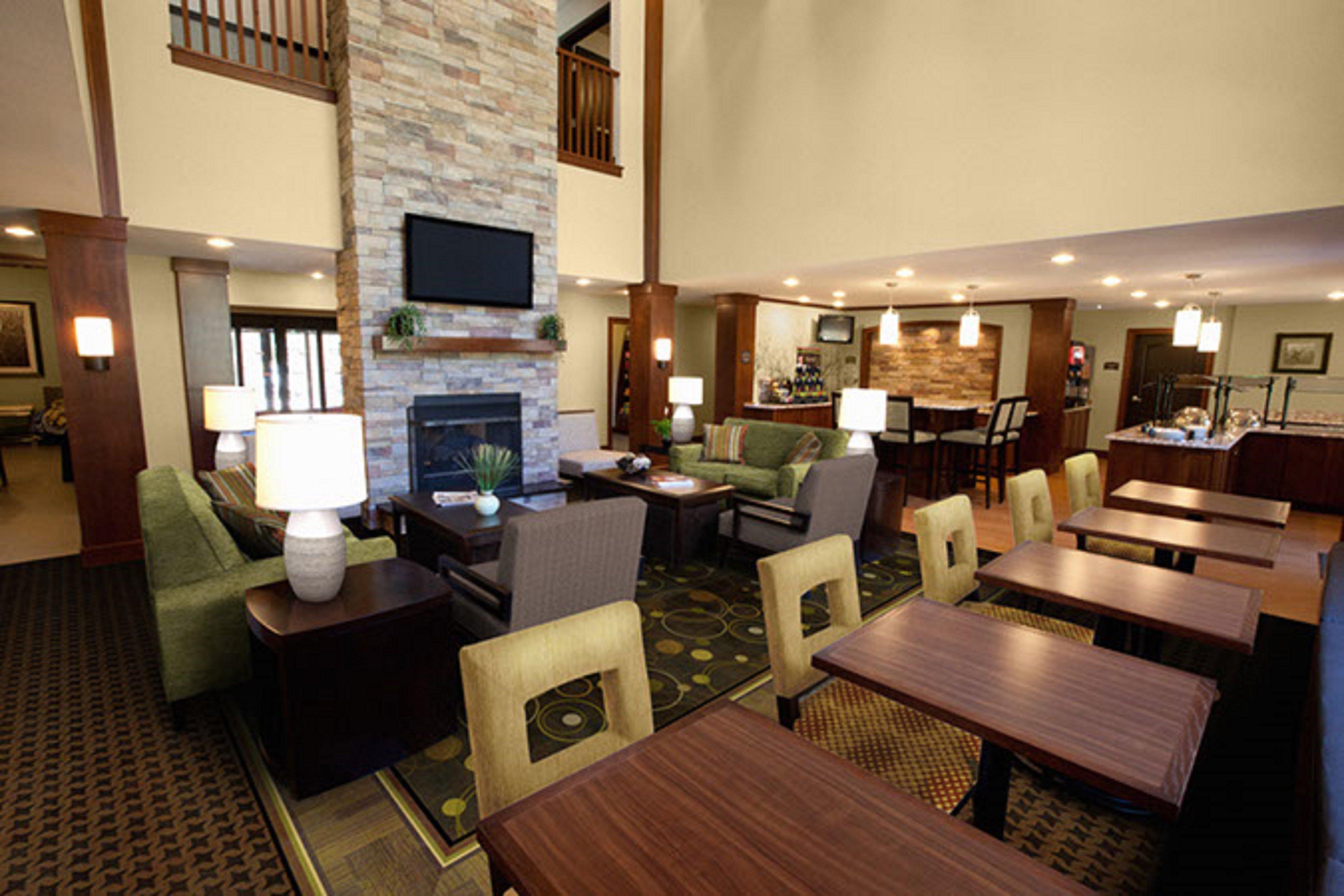 Staybridge Suites Rochester By Ihg Buitenkant foto