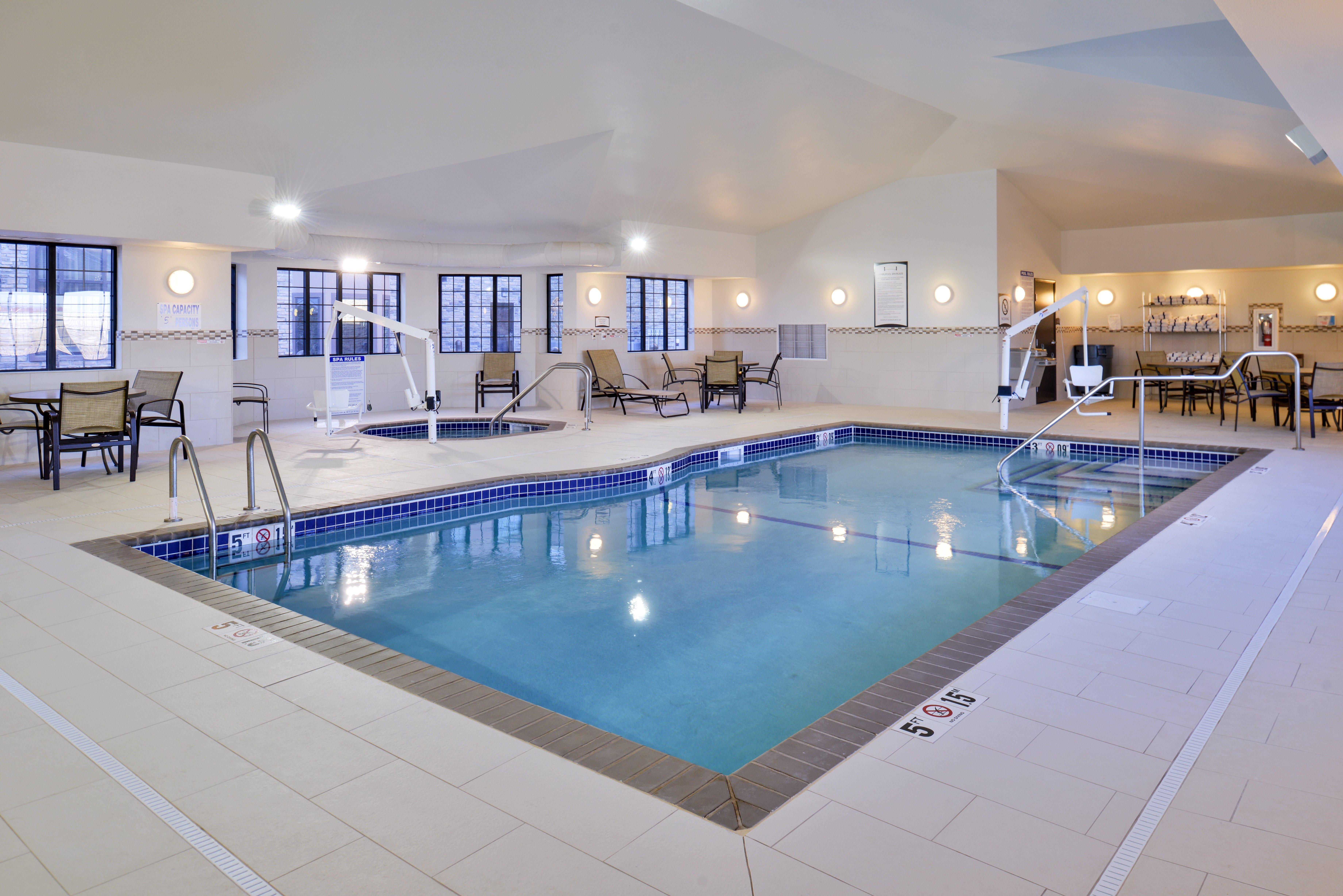Staybridge Suites Rochester By Ihg Buitenkant foto